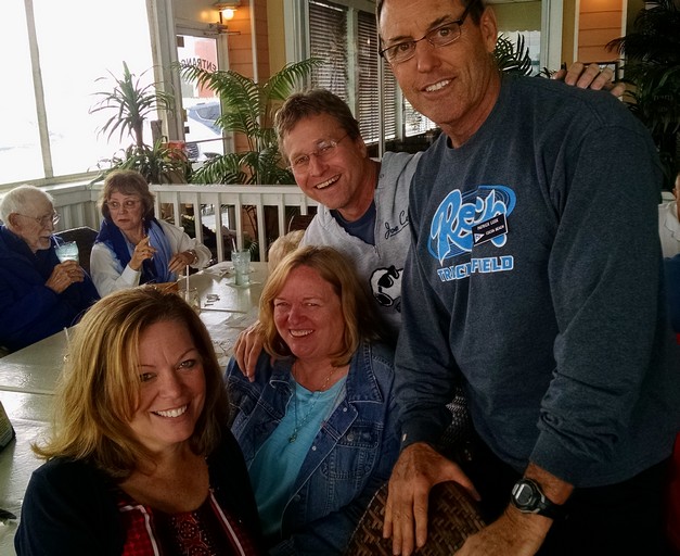 Boating? to Lunch at Sunset Grill